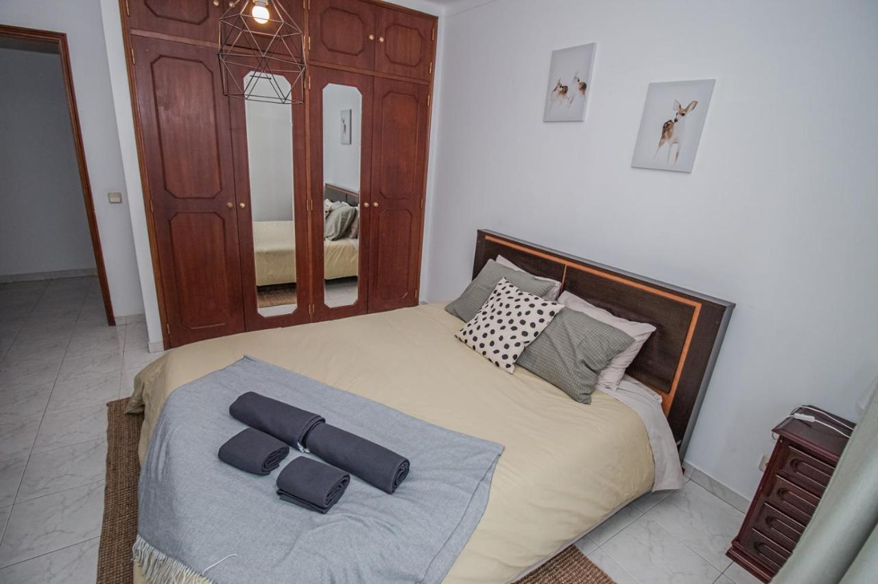 Charming Private Rooms In An Apartment A1 Penha - Фару Экстерьер фото