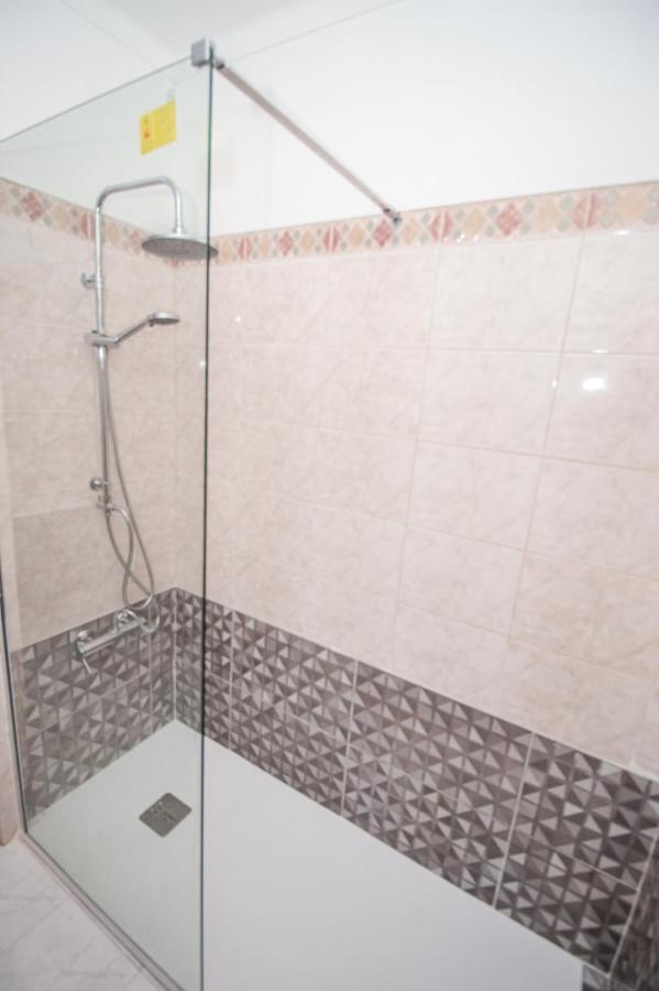 Charming Private Rooms In An Apartment A1 Penha - Фару Экстерьер фото